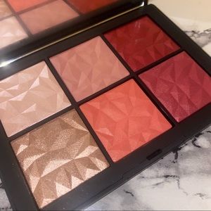 NARS Hot Tryst Palette